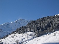 lin-kirch-altarfenster.jpg